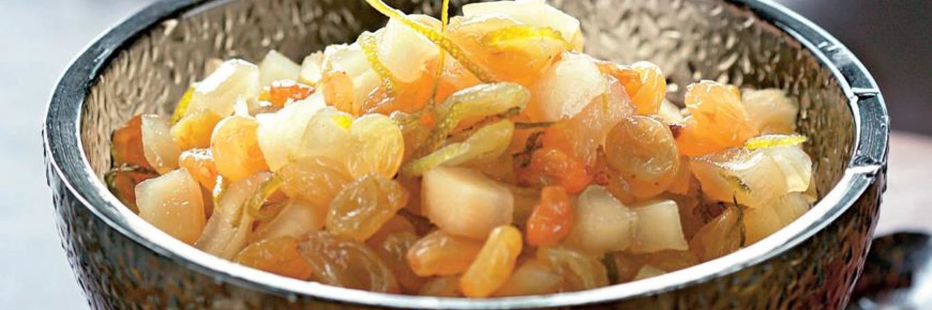 Десерт из кокоса с ромом