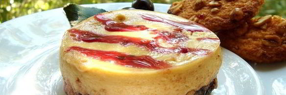 десерт из запеченной ряженки с вишнями и шоколадом