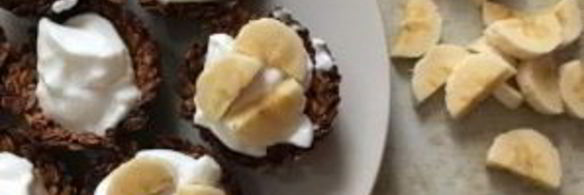 гранола-корзинки с греческим йогуртом