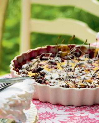 Клафути с черешней