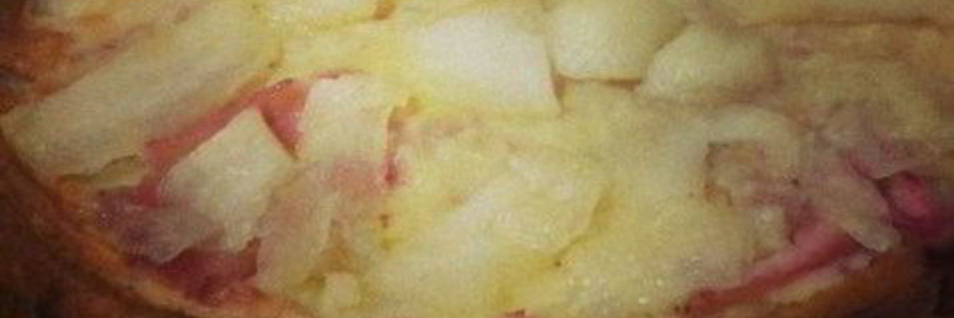 Клафути с вишней и яблоками