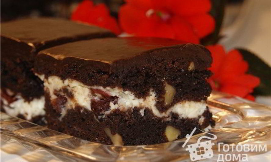 Рецепт брауни с крем-чиз, вяленой вишней и орехами