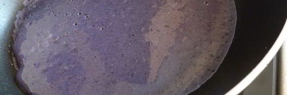 черничные блинчики с кремом из маскарпоне