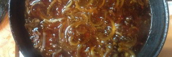 курица в соусе с кремовой кашей