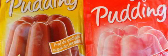 рулет с кофейным кремом и клубникой