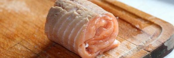 рулетики из лосося с кремом из рикотты