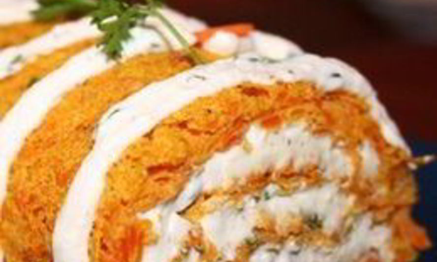 Рецепт рыжего рулетика с творожным кремом и рыбкой