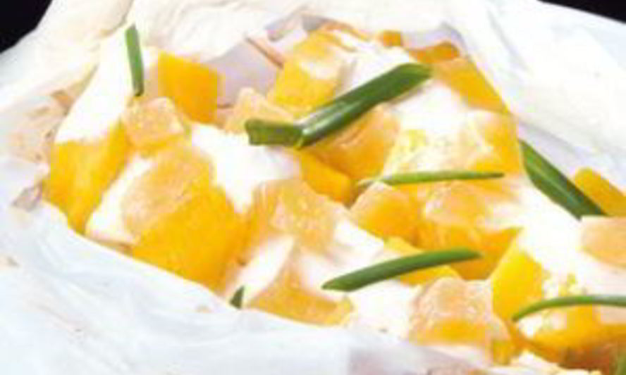 Рецепт шашлыков из ананаса с соусом крем-фреш