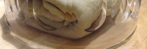 синнабон — булочки с корицей и сливочным кремом сверху