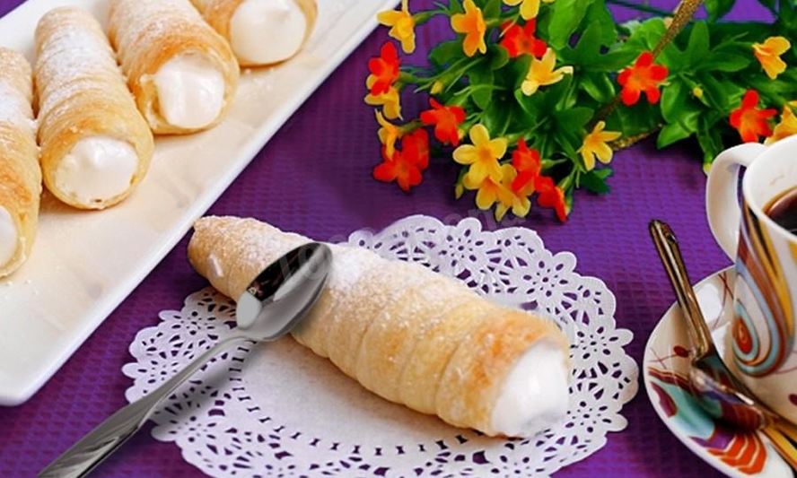 Рецепт слоеных трубочек с белковым кремом