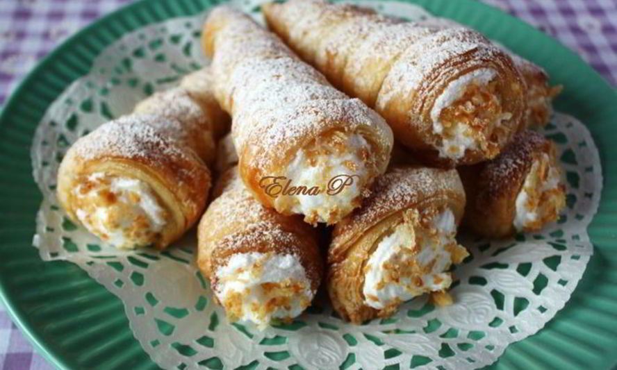 Рецепт слоеных трубочек с посыпкой и белковым кремом