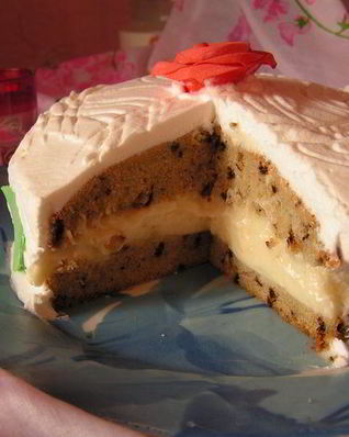 Тортик с заварным лимонно-сгущенным кремом и сливками