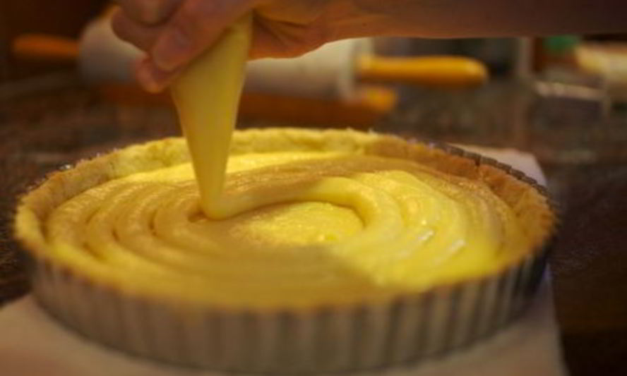 Рецепт универсального заварного ванильного крема