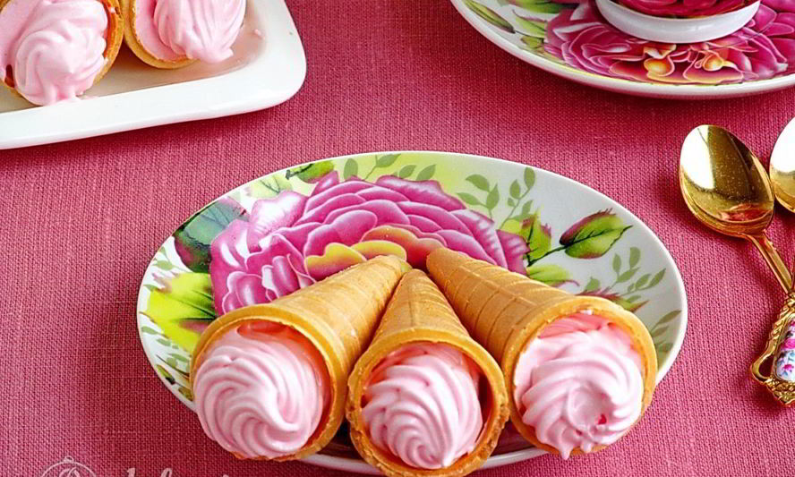 Рецепт вафельных рожек с кремом