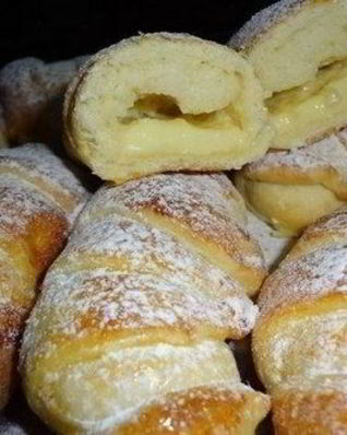 Воздушные булочки с молочным кремом