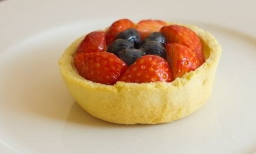 Рецепт ягодных корзиночек с заварным кремом