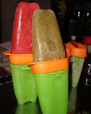 Фруктовое мороженое из клубники и киви