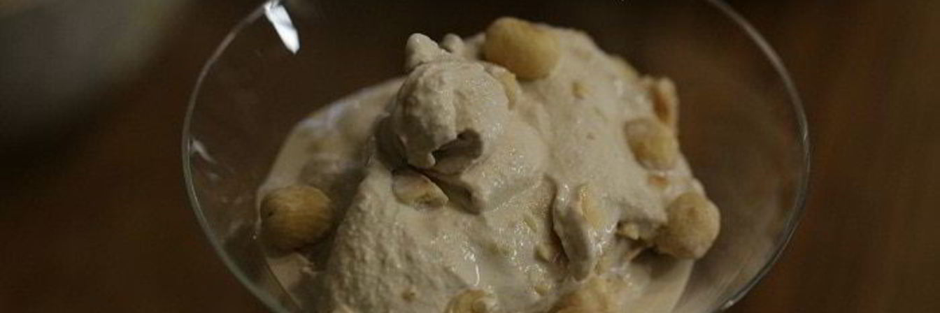 Кофейно-ореховое мороженое