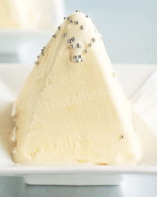 Мороженое из молока в мороженице