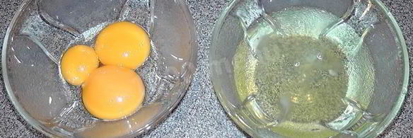 мороженое на сливках с фисташками