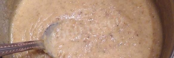 мороженое на сливках с фисташками