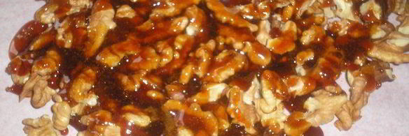 мороженое на вьетнамском йогурте с грильяжем