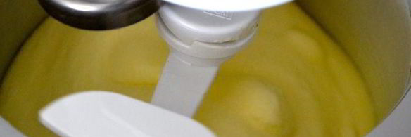 мороженое с орешками