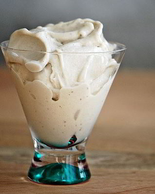 Сливочное банановое мороженое