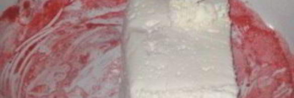 творожно-клубничное мороженое