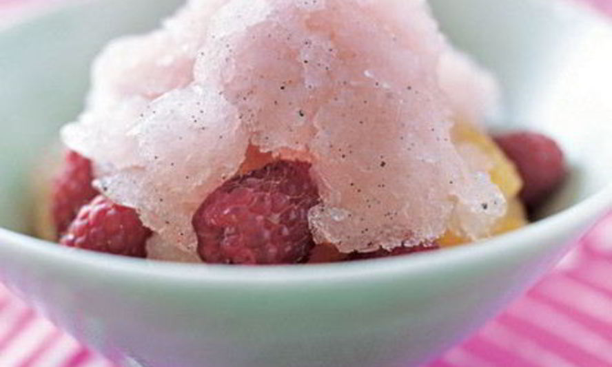 Рецепт ванильно-грейпфрутовое мороженое граниты со свежими ягодами