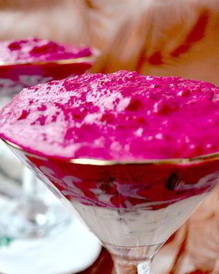 Сельдь под муссом из свеклы