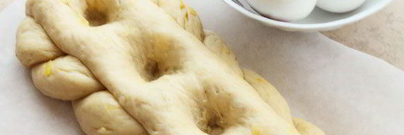 греческий пасхальный хлеб