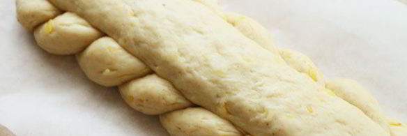 греческий пасхальный хлеб