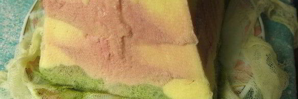 молочно-мятная пасха цветок