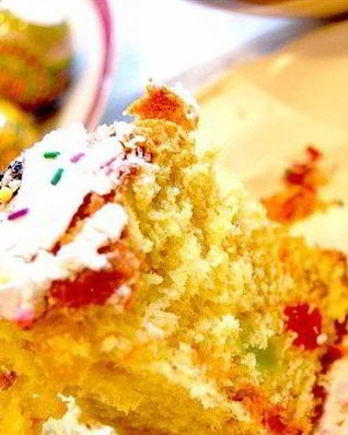 Пасхальный кулич с цукатами