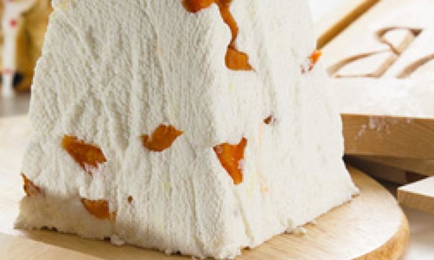 Рецепт традиционной творожной пасхи с курагой