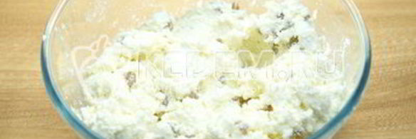 творожная пасха с изюмом без яиц