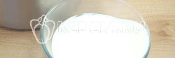 вкусный пасхальный кулич с изюмом