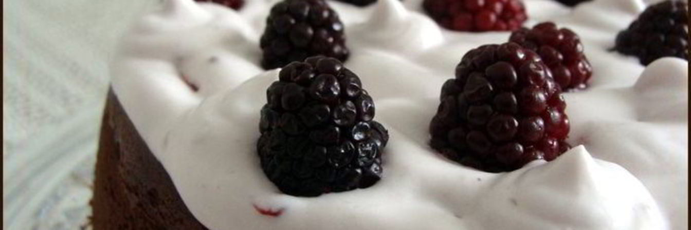 Шоколад, ежевика и творог