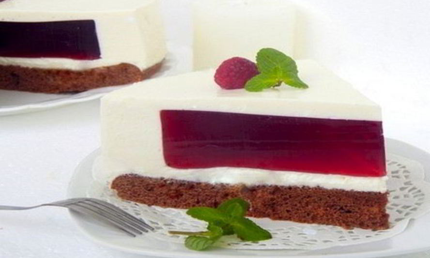 Рецепт сливочного торта-суфле с малиной