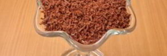 творожный десерт с шоколадом и черешней