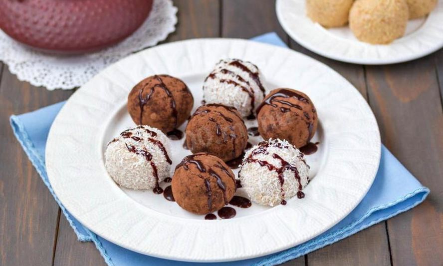 Рецепт творожных шариков с начинкой