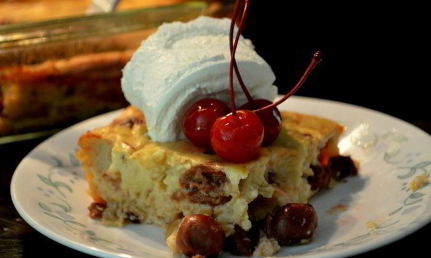 Рецепт вишневого хлебного пудинга