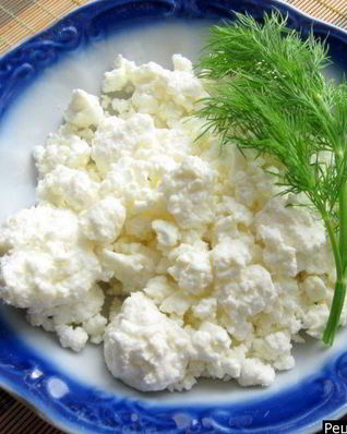 Вкусный домашний творог из молока и сметаны