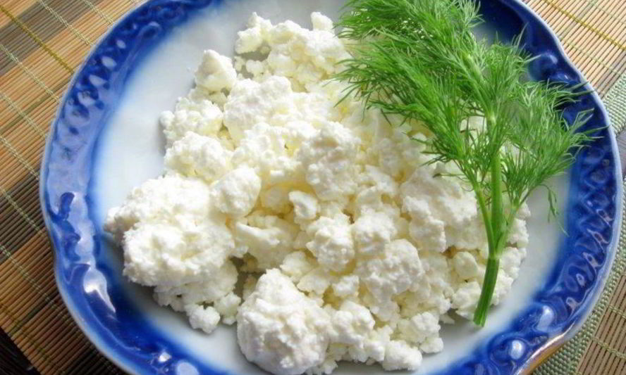 Рецепт вкусного домашнего творога из молока и сметаны