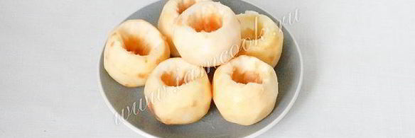 яблоки, запеченные в тесте