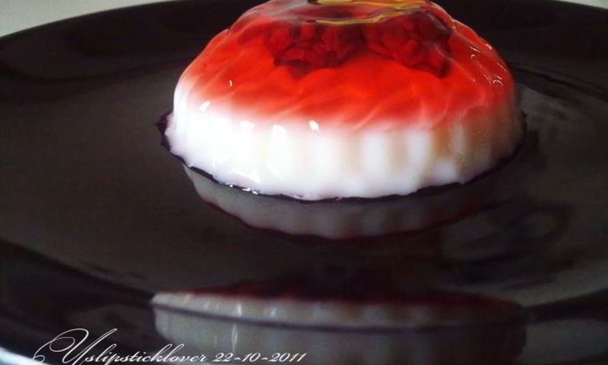 Рецепт ягодно-молочного желе