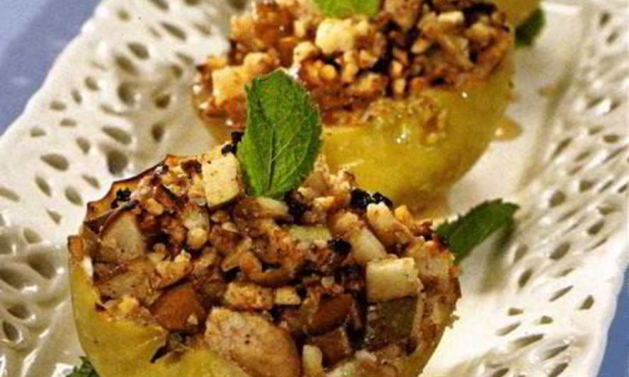 Рецепт запеченных яблок с грушево-ореховой начинкой