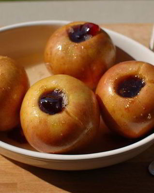 Запеченные яблоки с коричневым сахаром