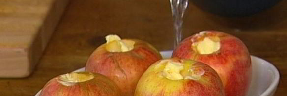 запеченные яблоки с коричневым сахаром